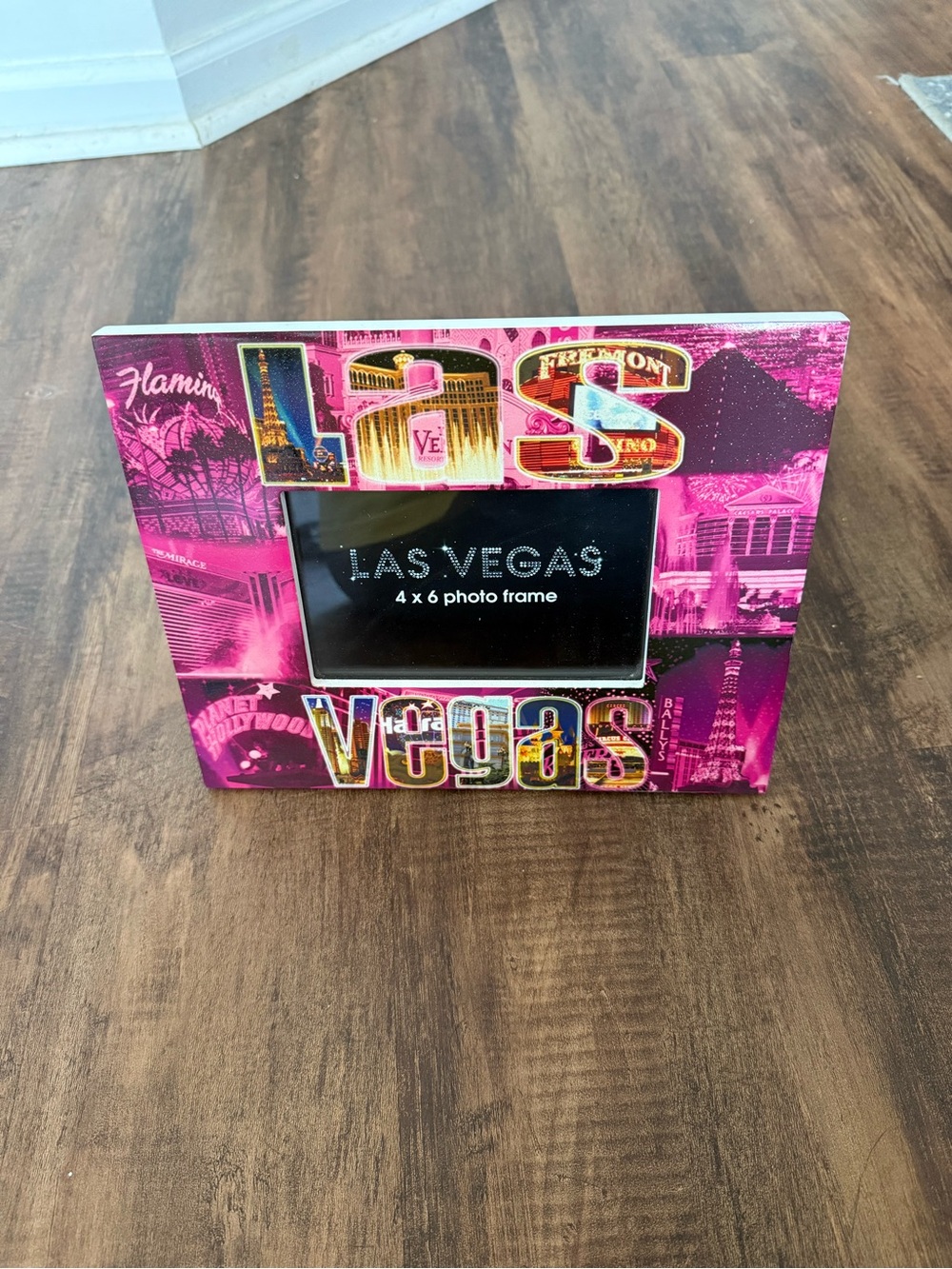 Las Vegas Photo Frame - Pink Graphic 4x6